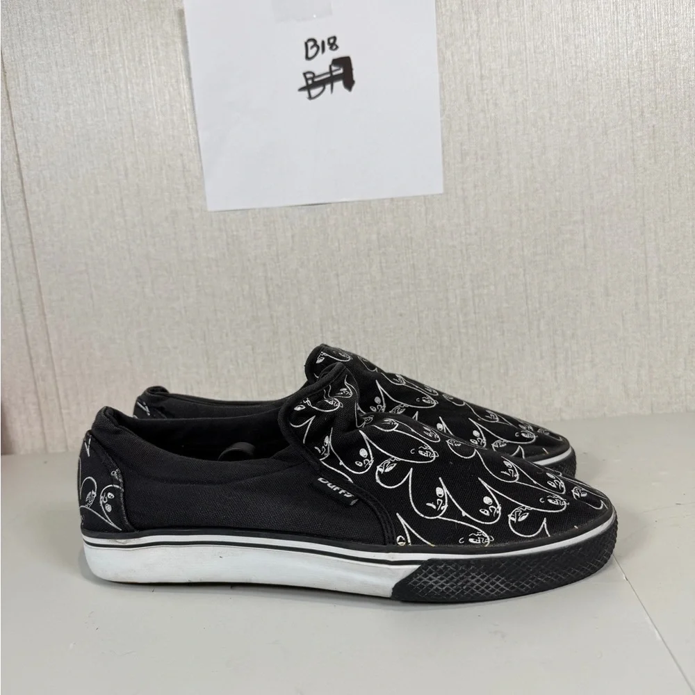 Duffs The dude black canvas slip-on sneakers Size 11‎